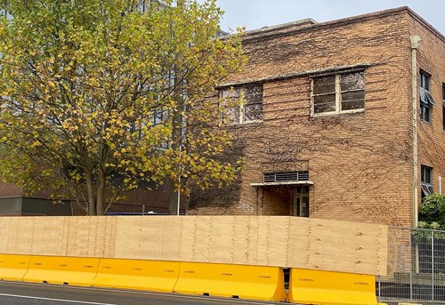 Preparation for the demolition of the Eildon House and Edward Wilson buildings commenced this week as part of the Ballarat Base Hospital Redevelopment.